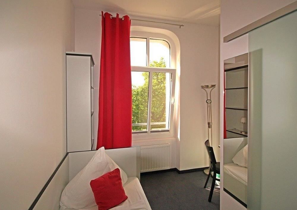 Hotel Zwischen Den Seen Waren  Exterior foto