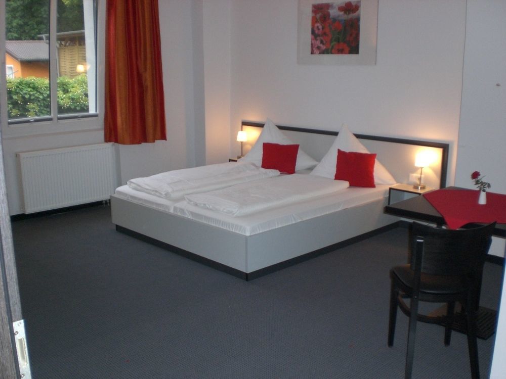 Hotel Zwischen Den Seen Waren  Exterior foto